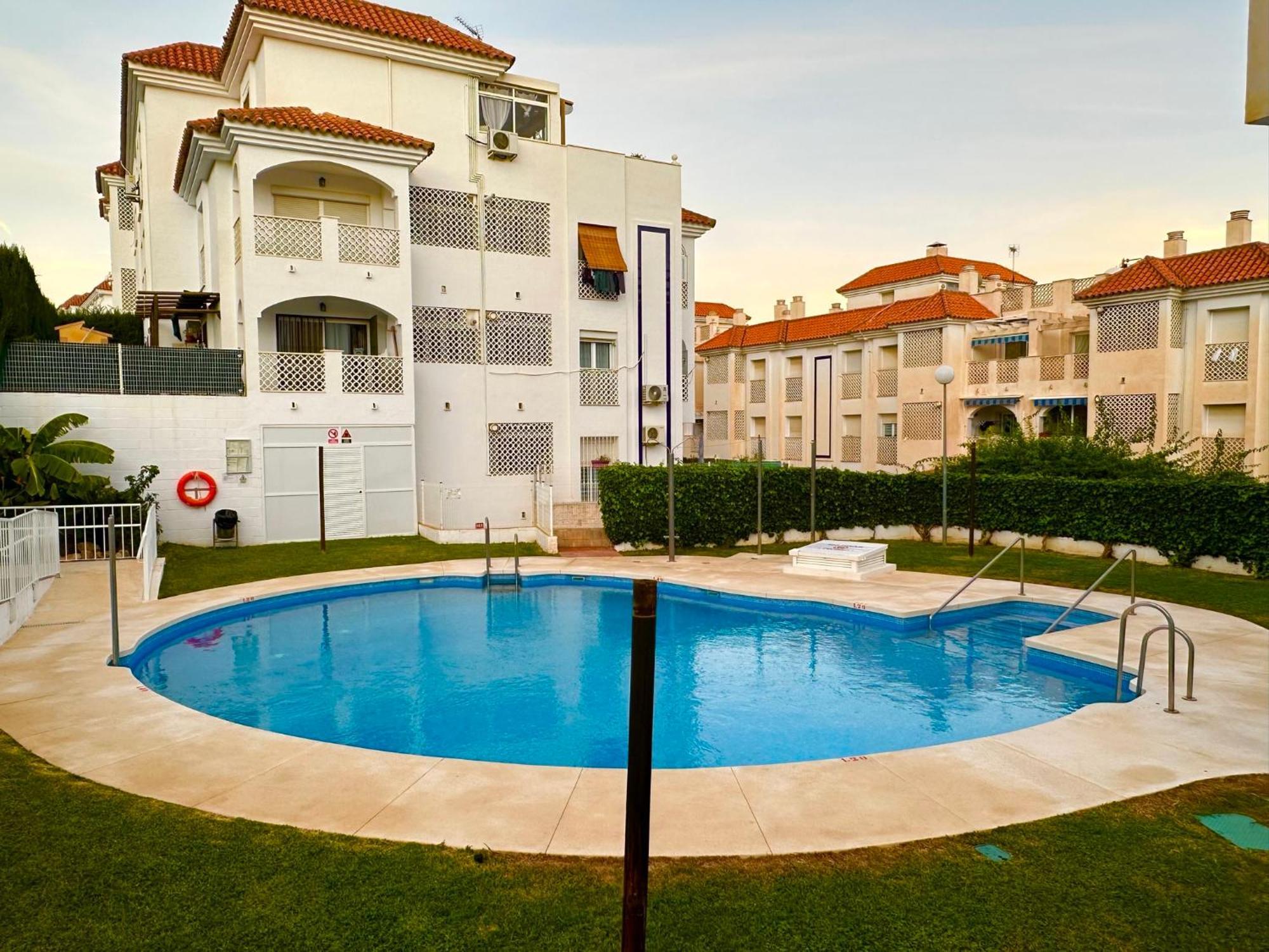 Apartamento 2 Bed Penthouse With Sea View Torremolinos Exterior foto